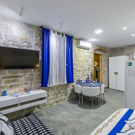 Marmar Apartment *